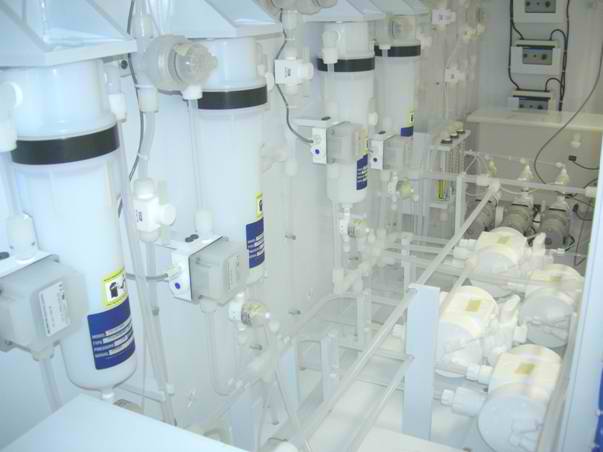 chemical blend dispense filtration system